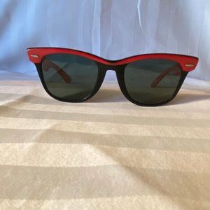 Vintage Ray-Ban Wayfarer Sunglasses Red & Black